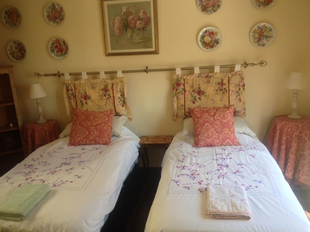 Knights In Malta Bed & Breakfast แนกซ์ซาร์ ห้อง รูปภาพ