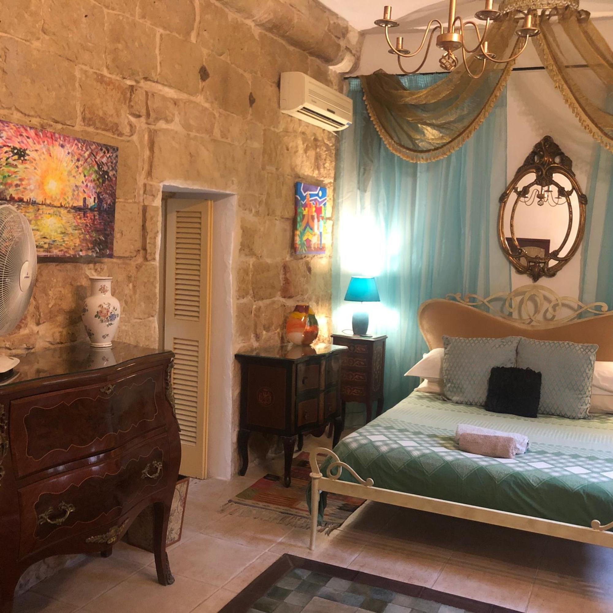 Knights In Malta Bed & Breakfast แนกซ์ซาร์ ภายนอก รูปภาพ