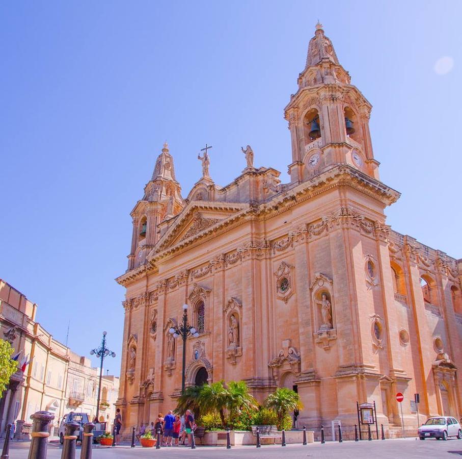 Knights In Malta Bed & Breakfast แนกซ์ซาร์ ภายนอก รูปภาพ
